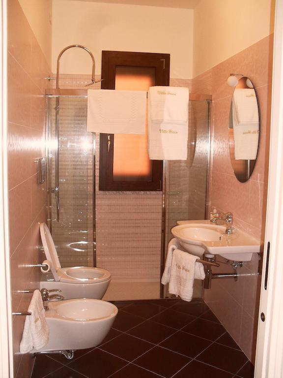 Montesilvano Marina Villa Grace Tombolato מראה חיצוני תמונה